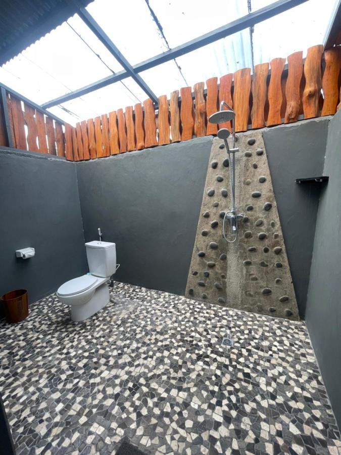 Supersuck Hotel Maluk エクステリア 写真