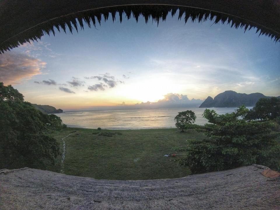 Supersuck Hotel Maluk エクステリア 写真